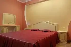 Отдельный домик из трёх комнат, Алушта