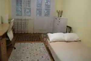Уютная комната с балконом, Москва