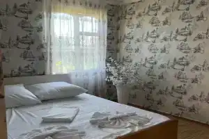 Комната у моря, с кухней, Леселидзе