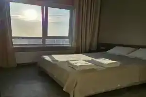 Квартира с отличным видом на пруд в новом доме