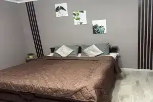 Уютная квартира, Октябрьский