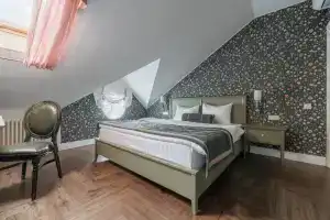 Стандарт мансардный dbl Щелкунчик, Ярославль