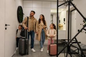 3-комнатная квартира с видом на 24 этаже, в 5 минутах Аквапарк !