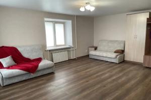 Уютная квартира с видом на горы в Кировском районе