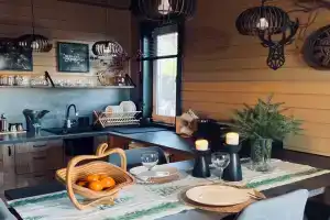 Дом с видом на озеро, Савельево