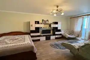 Скромная квартира, Москва