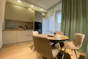 1-комнатная квартира, Весёлое