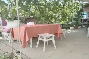 Трёхместный номер стандарт, Судак
