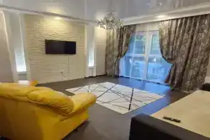 Комфортная квартира, рядом спуск к морю и пляж, Светлогорск
