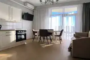 Квартира с балконом у моря, Адлер