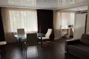 Уютная двухкомнатная квартира в центре города