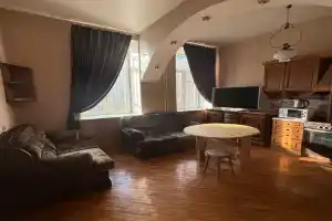 Уютная квартира на тихой улице, Владивосток