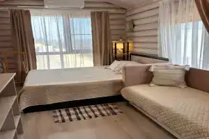 Дом №4 двухэтажный с видом на море, Кучугуры