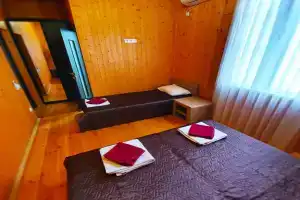 Трехместный номер с удобствами без телевизора, Новый Афон
