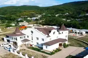 Вилла «Эвимиз»