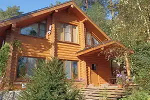 Дом на озере