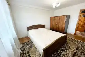 Чистая квартира в спальном районе с красивым видом