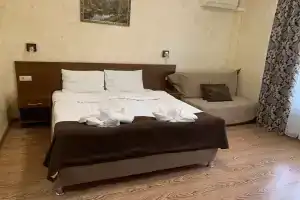 Семейный номер с балконом, Лоо