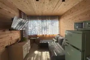 Дом под грецким орехом