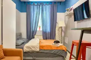 Студия рядом с метро, Москва
