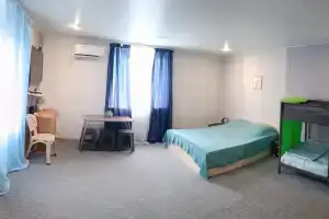 Семейный номер стандарт, Агой
