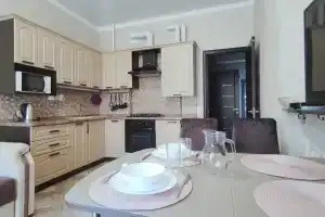 Новая уютная квартира с балконом на первой береговой, комфорт класса, Геленджик