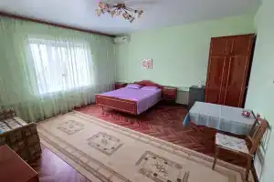 Комната в коттедже