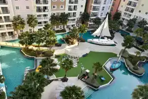 Квартира в элитном доме с бассейном