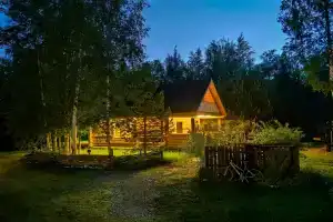 Дом с балконом 6-местный на берегу Селигера, Нижние Котицы