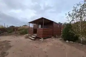 Маленький Домик с удобствами у реки, Болхуны