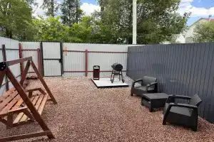 Townhouse studio, Лобня