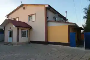 Загородный коттедж с баней, хамам и бассейн, Петровский