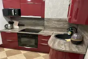 Благоустроенная 1-комнатная квартира, помогу с экскурсиями в заполярье