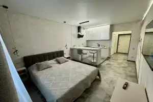 Красивая и изысканная