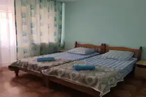 Семейный номер с балконом., Анапа