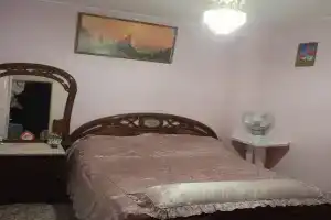 Квартира с отдельным входом в центре