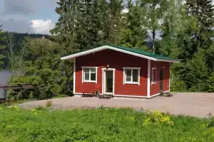 Гостевой дом «на берегу 7 Deluxe»