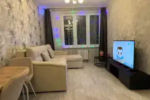 Двухкомнатная квартира с видом на Волгу, Нижний Новгород