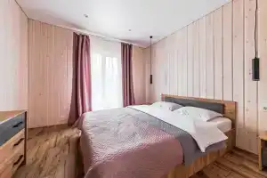 Новый современный дом с просторной кухней-гостиной