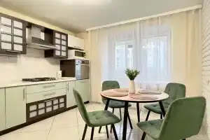 Апартаменты 2 комнаты, ТЦ Круиз, район Кальное, Северная Окружная, с балконом