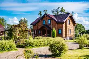 Уютные апартаменты 65 м² c 2-мя спальнями в деревянном доме