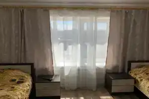 Трешка в центре в районе церкви