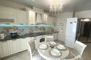 Уютная квартира с панорамным видом на море, Сочи