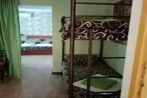 Уютный двухкомнатный, Кучугуры