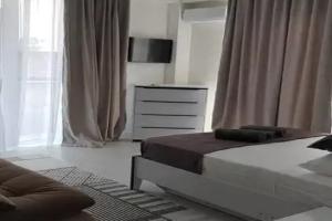 Трёхместный номер улучшенный с видом на море