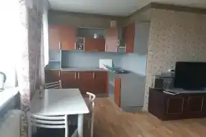 Обычная хрущевка без лифта на 5 этаже в центре