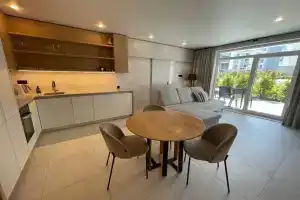 Апартамент Улитка и Кит с просторной террасой, Светлогорск