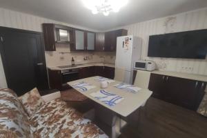 Просторная 4Е у Метро Парнас, Парголово
