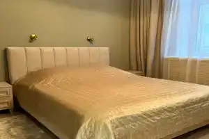 Просторная 4-комнатная квартира в самом центре