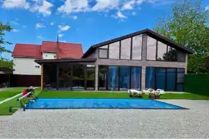 Дом у реки Шапсухо, Тенгинка